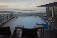 One Central Hotel & Suites