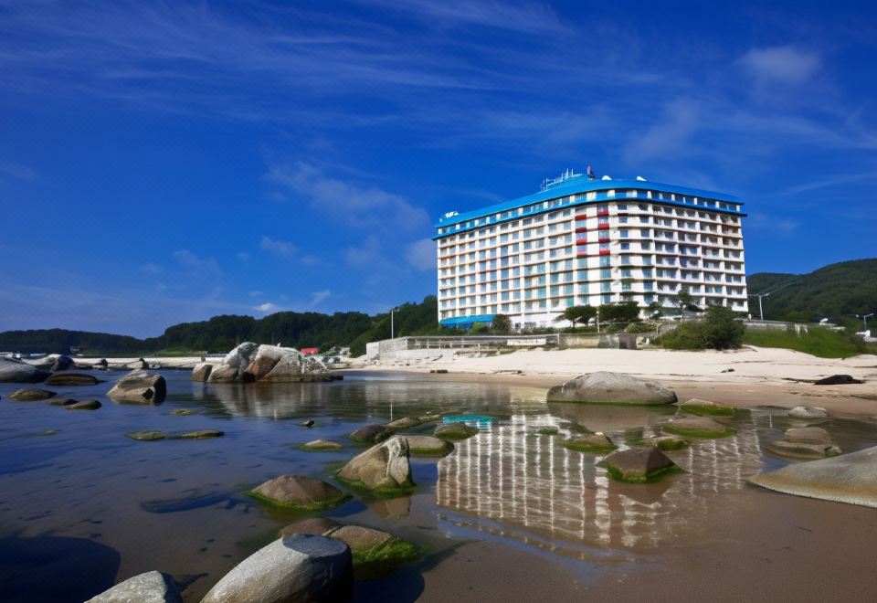 Kumgangsan Condo Gosung Over view