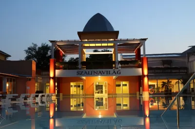 Colosseum Hotel Hotel di Morahalom