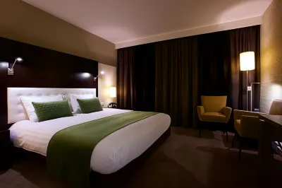 Hotel Arrows Отели в г. Осс