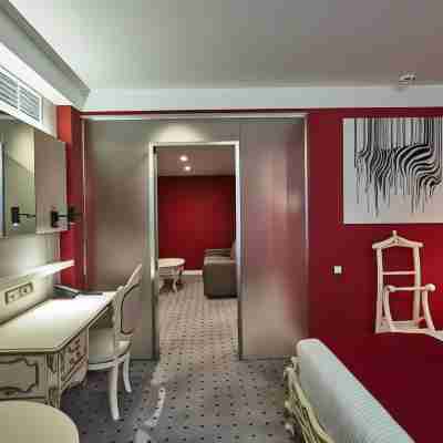 Grand Hotel Lviv Luxury & Spa Rooms