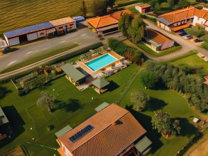 Agriturismo Il Laghetto - Agriturismo Alberese con Piscina