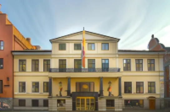 梅菲爾隧道酒店