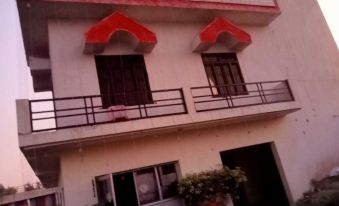 OYO S P Guest House