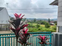 Giri Home & Travel Hotels in Pasirjambu