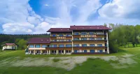 Hotel Sonnbichl Hotels near Camping- und Wohnmobilstellplatz Lam