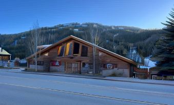 Mountain View Lodge