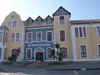 Be-Still Accommodation Hotels near Sunset Viewpoint