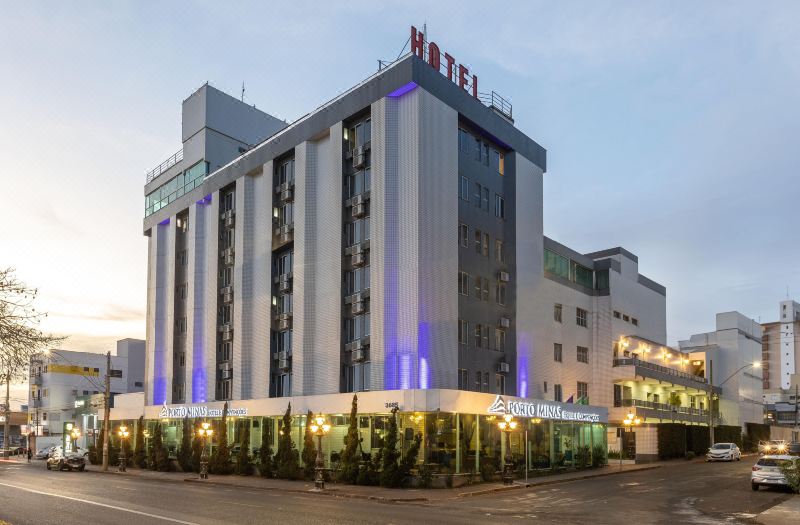 Porto Minas Hotel e Convenções
