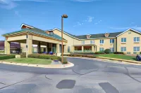 Comfort Suites Appleton Airport Hotels in Grand Chute