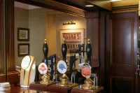 Burt's Hotel