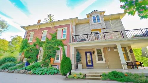 Norfolk Guest House Inn Hotels in Guelph