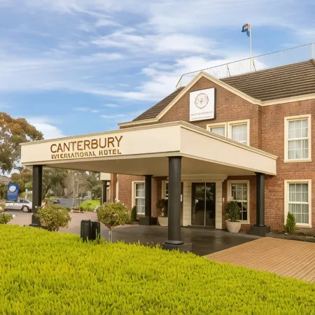 Canterbury International Hotel
