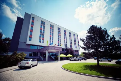 Hotel Śląsk Hoteles cerca de ACTIVESHOP - wholesale cosmetics and hairdressing