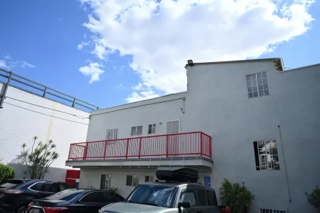 Hollywood Stars Inn