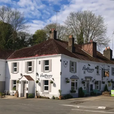 The Halfway House Pub and Kitchen Các khách sạn ở Torpoint