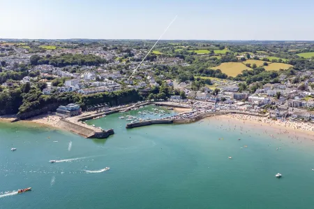 Brynawelon - Wonderful Sea and Harbour Views