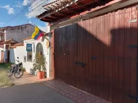 Family Host Hostel Hotel di 