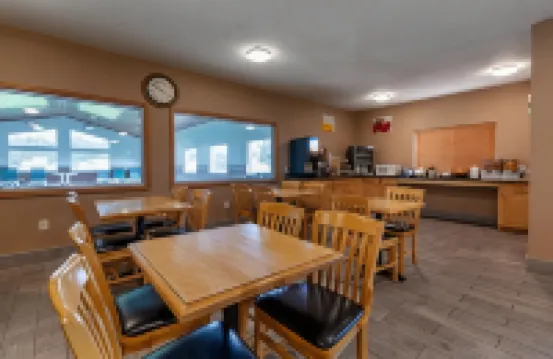 Quality Inn Hotels in Redgranite