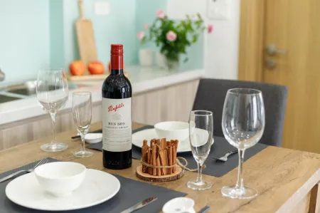 Mersey Central Hanoi Apart'Hotel Отели рядом с достопримечательностью «Hanoi Sky Lotte Observation Deck»