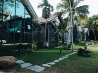 El Vaso Resort Hotels near Kung Wiman Beach