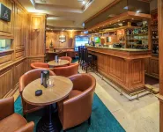 Hotel Pacific - ที่มีบาร์
