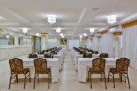 Golden LIS Hotel Boutique Hotels in Goiânia
