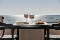 Eden Beachfront Residences & Suites - Breakfast