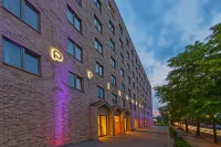 Prize by Radisson, Hamburg City Hotels near lululemon