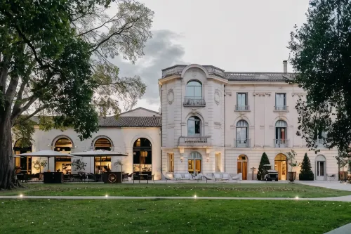 Domaine de Biar Hôtels à : Juvignac