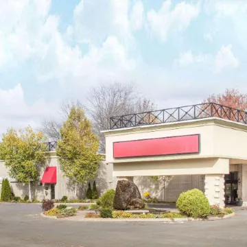 Ramada by Wyndham Cornwall