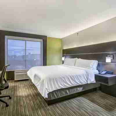 Holiday Inn Express & Suites LONGVIEW NORTH by IHG Rooms