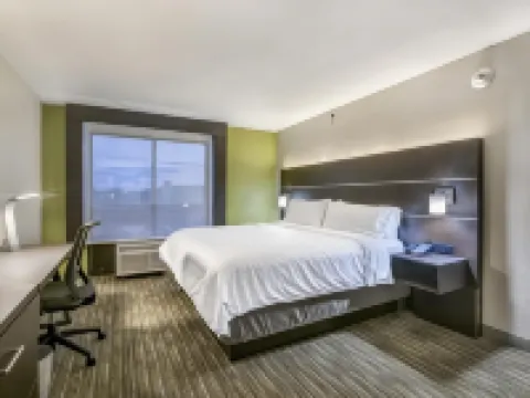 Holiday Inn Express & Suites LONGVIEW NORTH by IHG Hotels in Longview