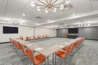 Holiday Inn COLUMBUS by IHG فنادق في كولومبوس