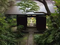 Guest House Kamejikan -Turtle Time- Hotels near Great Buddha