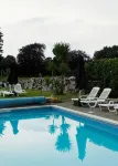 Beachcombers Hotel - Pools