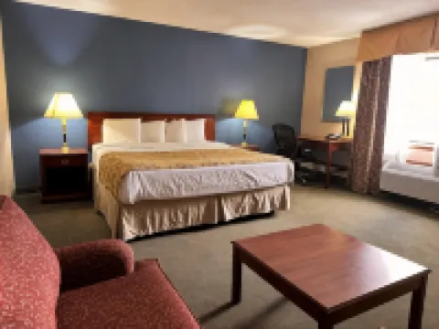Baymont by Wyndham Corydon Hotels in Harrison Township