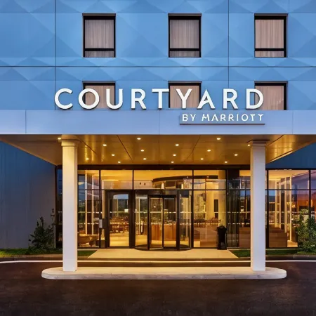 Courtyard Lyon Eurexpo Stadium