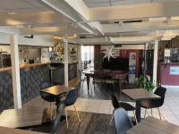 Brit Hotel Essentiel Pau Lescar Hotels in Uzein