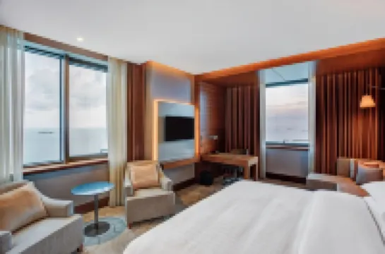 Sheraton Grand Samsun Hotel โรงแรมในแซมซัน