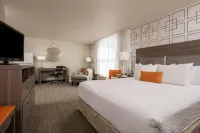 Hawthorn Suites by Wyndham Livermore Wine Country Hotels near Altamont Pass