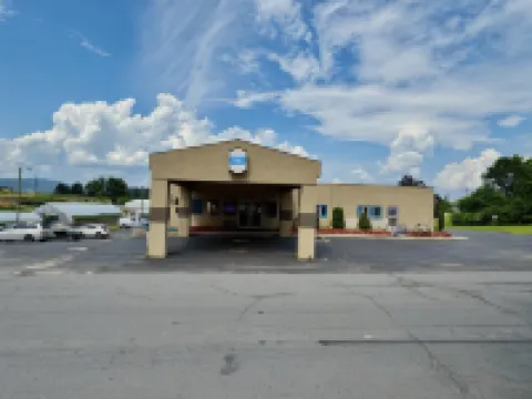 โรดเวย์ อินน์ ดันมอร์ โรงแรมในDunmore