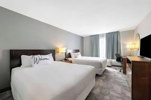 Home Inn and Suites Lloydminster