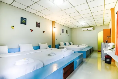Tanaosri & Creekside Resort