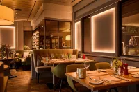 Fuchsbau Romantik Hotel & Spa Restaurant & Fox Bar