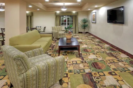 Spark by Hilton Pecos