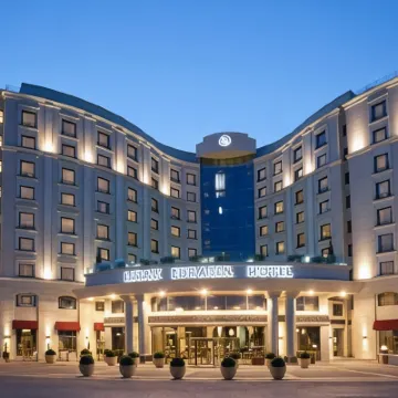 Limak Eurasia Luxury Hotel โรงแรมใกล้ปราสาท Rumeli Castle