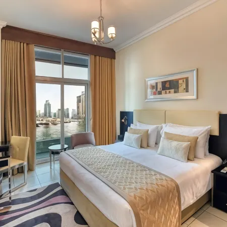 Pearl Marina Hotel Apartments LLC Отели рядом с достопримечательностью «Торговый центр The Beach»