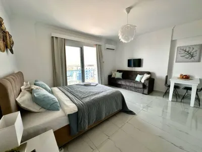 Long Beach Studio with Sea View 住宿飯店