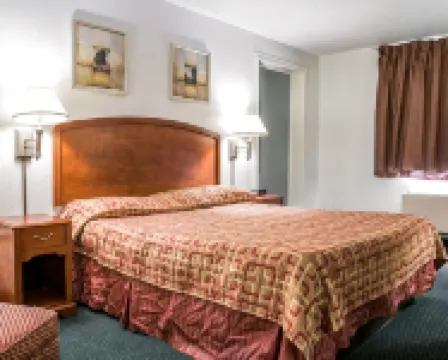 Econo Lodge Kalamazoo Near Wings Stadium